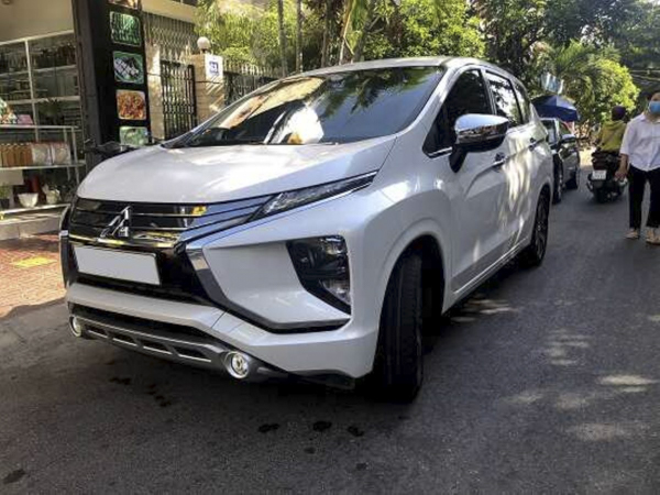 Xe 7 chỗ Mitsubishi Xpander có mức giá thuê rẻ